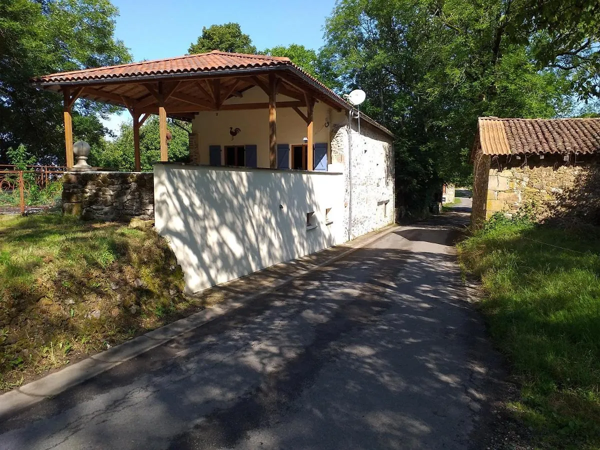 Semesterbostad Longere Lotoise 5 Chambres Senaillac-Latronquiere Frankrike